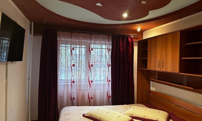 Navodari Apartment | Family-Friendly Retreat at Aparatament Carolina Awaits
