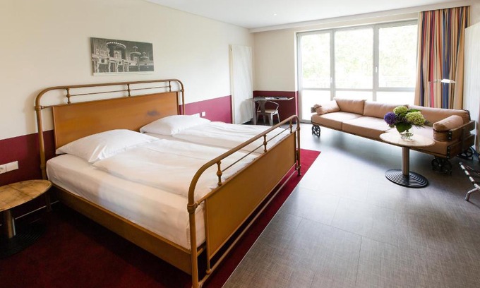 Lichterfelde Apartment | Pet-Friendly Aparion Apartments Berlin for Memorable Stays