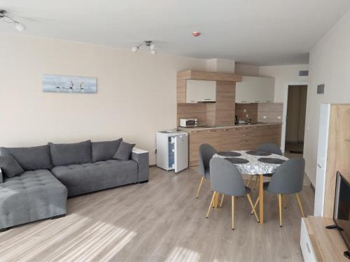 Kiten Apartment | Experience Allure Dobi: Oceanfront Retreat with Pool