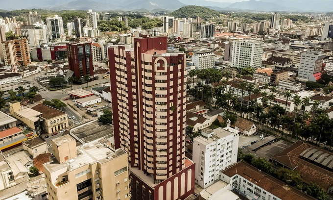 Centro Apartment | Relax at Apart Central: Pool, Netflix, and Breakfast Included