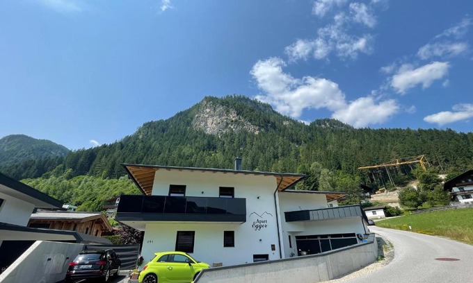 Hoarberg Apartment | Pet-Friendly Comfort at Apart Egger: Rated 9.7/10 by Guests