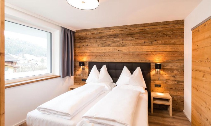 Flachau Apartment | APART Forellenhof: 4-Star Oceanfront Retreat with Spa