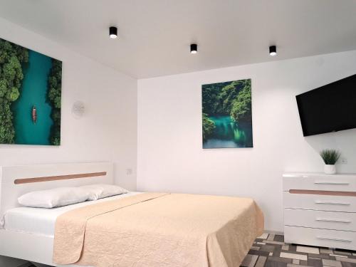 Kirovograd Apartment | Child-Friendly Getaway at Apart - Rated 8.9/10 by Guests