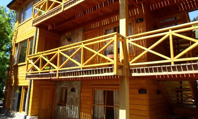 Lanin National Park Apartment | Family-Friendly Apart Hotel Robles del Sur with Pool & Breakfast