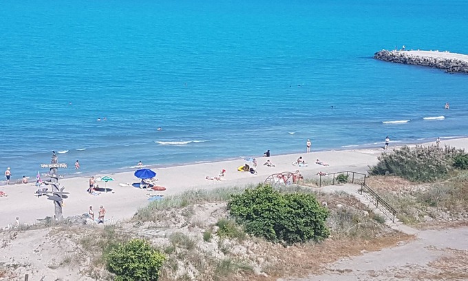 Pomorie Apartment | Top-Rated Apart Hotel Iglika with Ocean Views & Spa Access