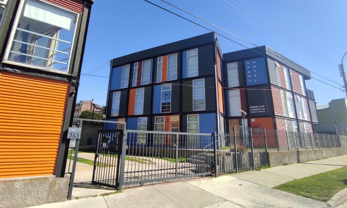 Punta Arenas Apartment | Cozy Apart Hotel Quillango with Breakfast & Hot Tub Access