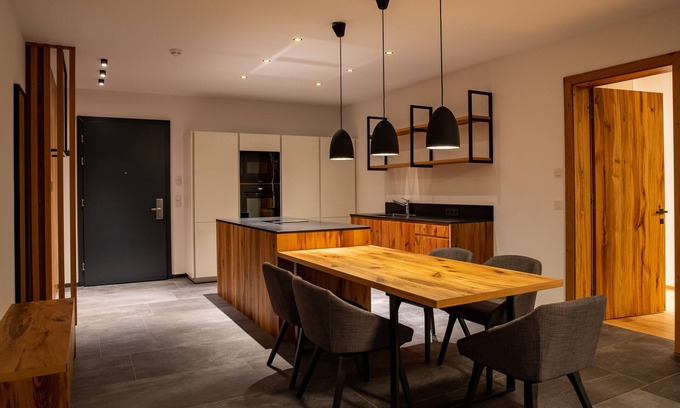 Kappl House | Discover Apart Juwel: Pet-Friendly Retreat with Spa & Hot Tub
