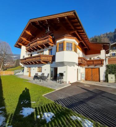 Helfenstein Apartment | Guest Rated 9.5: Family-Friendly Stay at Apart Leonie