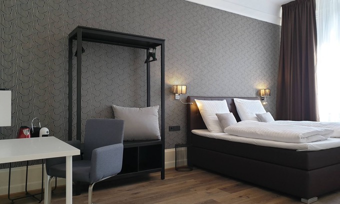 Bad Oeynhausen Hotel | Exceptional Apart M3 with Kitchen and Breakfast Options