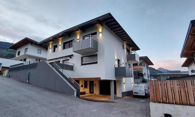 Fuegen Apartment | Family-Friendly Apart MARI with 9.6/10 Guest Rating