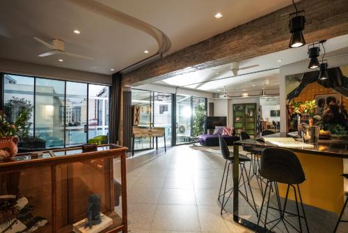Athens City Centre Apartment | Exceptional ApArt Suite: Guest Rated 9.8 with Family Perks