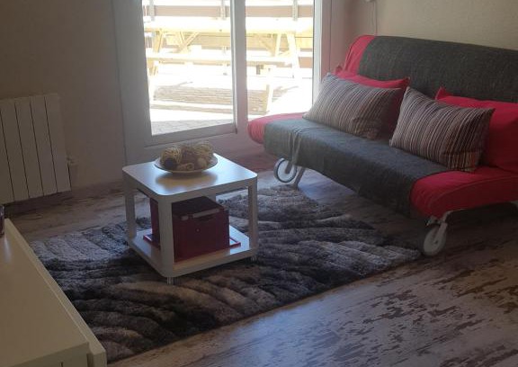 Pyrenees 2000 Apartment | Renovated T2 Apartment Steps from Pistes in Pyrénées 2000