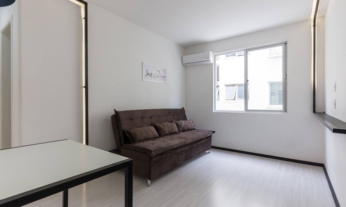 Agronomica Apartment | Unique Beachfront Apartment in Florianópolis Awaits You