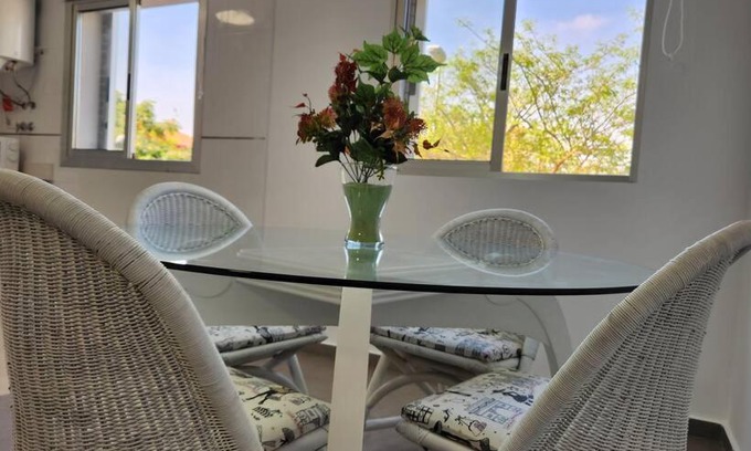 Les Alqueries Apartment | Air-Conditioned Apartment in Les Alqueries - 9.3/10 Rated