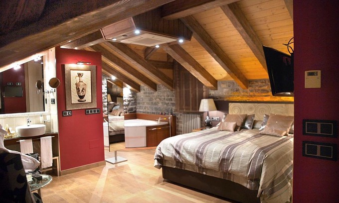 Escuer Apartment | Budget-Friendly Stay at Aparta-Hotel Puertolas, Rated 8.7