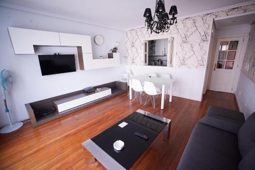 Soria Apartment | Pet-Friendly Escape at Apartacentro with Hot Tub Bliss