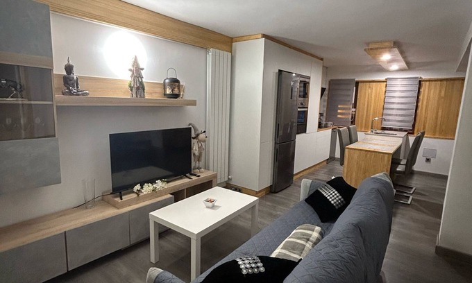 Santiago de Compostela Apartment | Cozy Santiago Apartment with Spa and Pet-Friendly Amenities