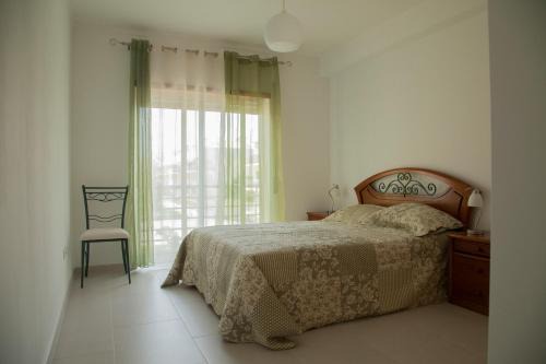 Vila Real Santo Antonio Apartment | Guest Favorite: Urbanização Aurora Rio with Family Amenities