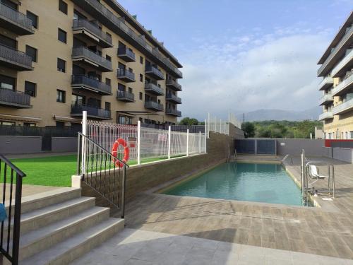 Sant Carles de la Rapita Apartment | New Apartment with Pool and Spacious Balcony for Families