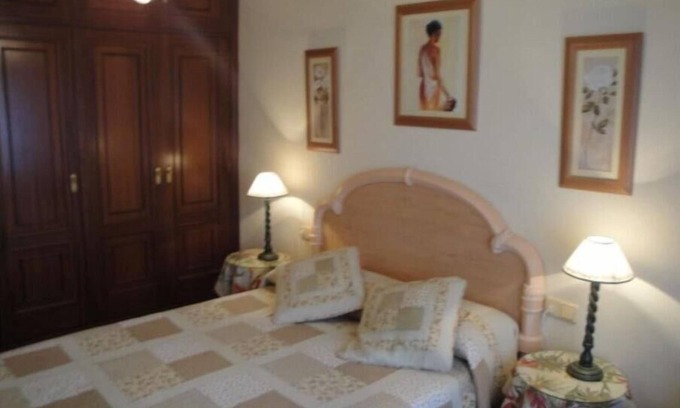 Vilagarcia de Arousa Apartment | Sea Breeze Apartment Just Steps from the Beach