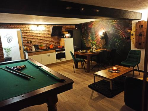 Krynica-Zdroj Apartment | Discover Apartamencik za lasem: Pet-Friendly Retreat