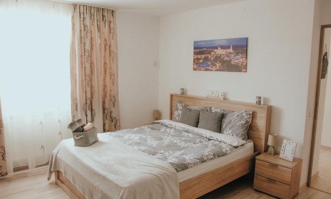 Alba Iulia Apartment | Comfortable Stay at Apartament 1 Decembrie - Pet Friendly