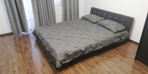 Tirnaveni Apartment | Central 2-Room Apartment for Your Perfect Getaway