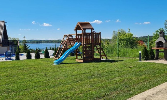 Faszcze Apartment | Family-Friendly Apartment with Terrace and Ocean View