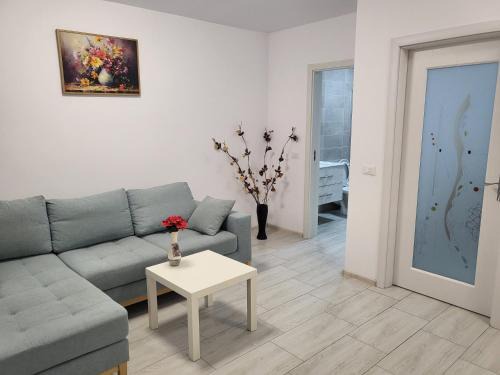 Ramnicu Valcea Apartment | Family-Friendly Stay at Apartament Alex, Dem Rădulescu