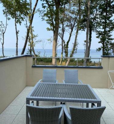 Rewal Apartment | Seaside Views at Apartament Amalia - Rated 9.8/10!