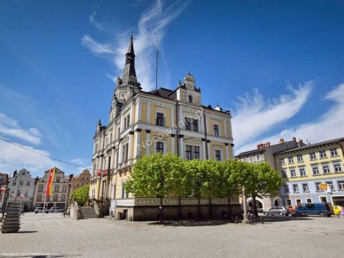 Ladek-Zdroj Apartment | Artistic Apartment in the Heart of the Market Square