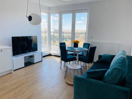 Puck Apartment | Relax in Błękitna Zatoka with Sauna & Ocean View