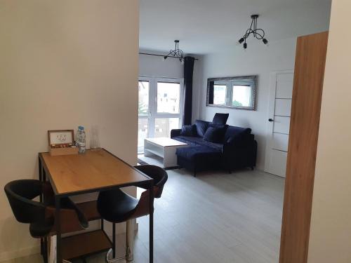 Leszno Apartment | Highly Rated Child-Friendly Stay at Apartament Business Sienkiewicza