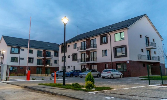 Craiova Apartment | Guest Rated 9.7 - Family-Friendly Apartament Craiova Ford