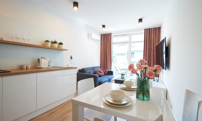 Meszna Apartment | Pet-Friendly Retreat at Apartament Dębowiec - Rated 9.7/10