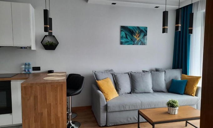 Grzegorzki Apartment | Family-Friendly Stay at Apartament Dąbska 24 Near Tauron Arena