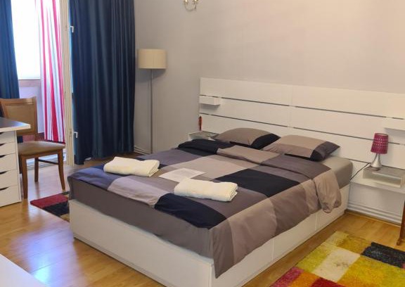 Emanoil Gojdu House | Budget-Friendly Stay at Apartament David Deva - 9.8/10 Rated