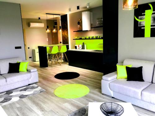 Wilkasy Apartment | Exceptional Oceanfront Stay at Apartament Elegance Green