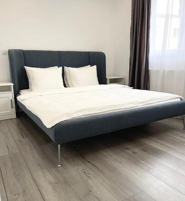 Targoviste Apartment | Budget-Friendly Stay at Apartament Emma - Guest Rated 9.5