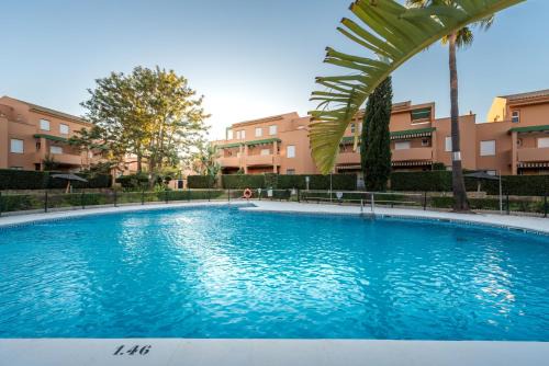 Chiclana de la Frontera Apartment | Family-Friendly Stay at Apartamento Mijares with Pool Access