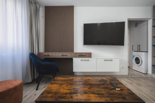 Curtea De Arges Apartment | Family-Friendly Retreat at Apartament Iulia si Alex