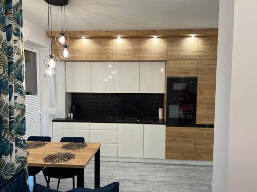 Kalisz Apartment | Kid-Friendly Retreat at Apartament Korczak Park, Rated 9.5
