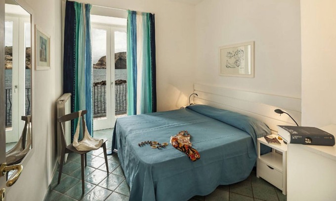 Sant'Angelo Apartment | Comfortable Libeccio Apartment - Family-Friendly Getaway