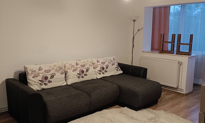 Turda Apartment | Quiet Apartment Near Central Park - Perfect for Families