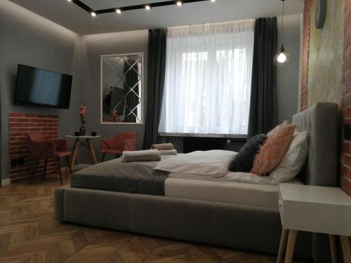 Czestochowa Apartment | Premier Stay at Apartament LUCY in Częstochowa Center