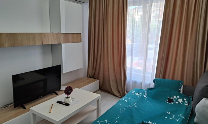 Militari Apartment | Central Apartment with Pet-Friendly Amenities, Rated 9/10