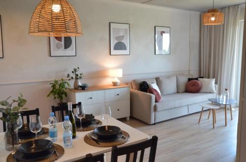 Wyspa Sobieszewska Apartment | Pet-Friendly Retreat: Apartament Młynówka, Rated 9.8/10