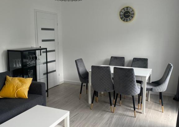 Klodzko Miasto Apartment | Family-Friendly Stay at Apartament Malczewskiego, 9/10 Rated