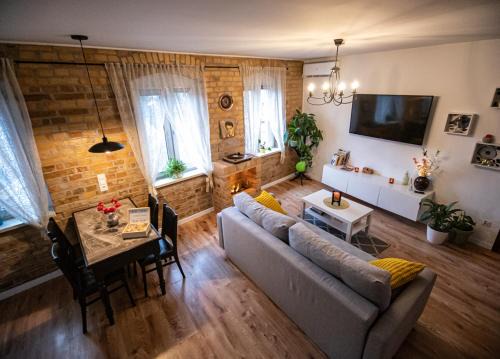 Lesna Apartment | Highly Rated Apartament Marklissa: Pet & Child Friendly Stay