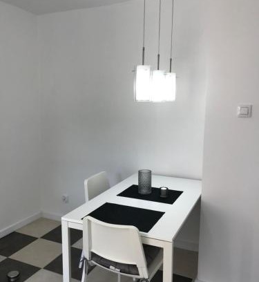 Centrum Apartment | Child-Friendly Retreat at Apartament Matejki 7/4 – Top Rated